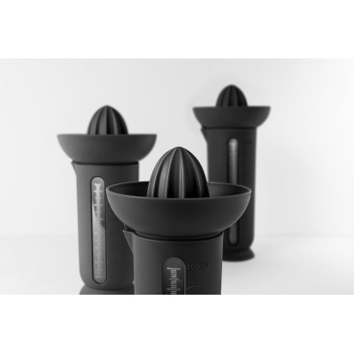 BLIM + SPREMIAGRUMI UFO CON CARAFFA GRADUATA CARBON BLACK